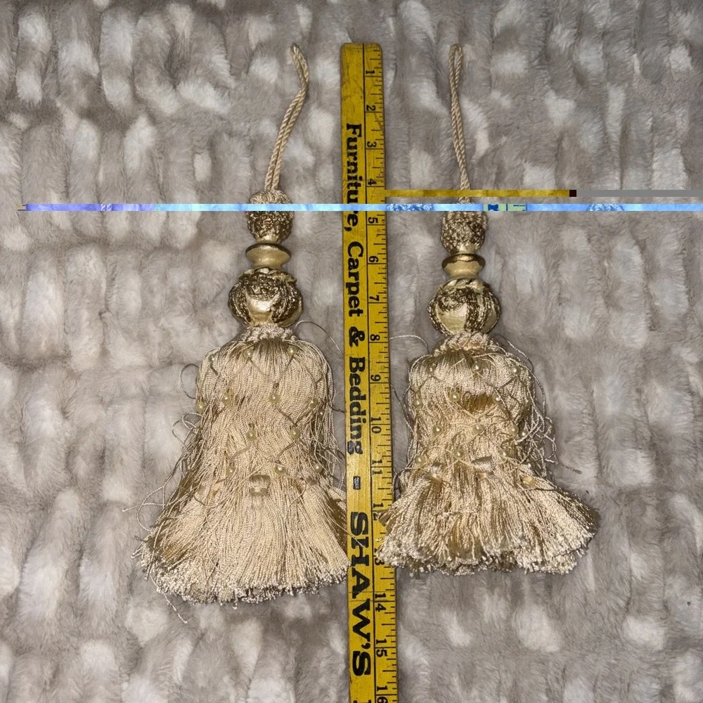 2 Tapestry Hanging Tassels Beaded Ornamental Moroccan Style Curtain Tie Backs